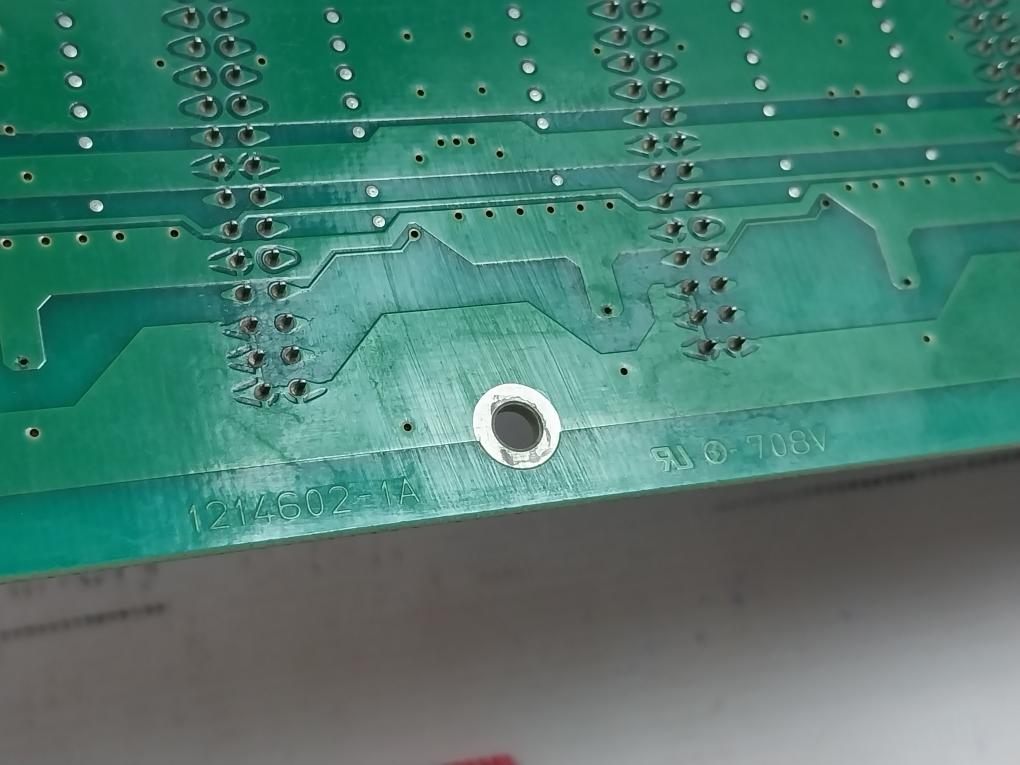 Omron C200Hw-bc081-v1 Base Unit 1214602-1A 708V