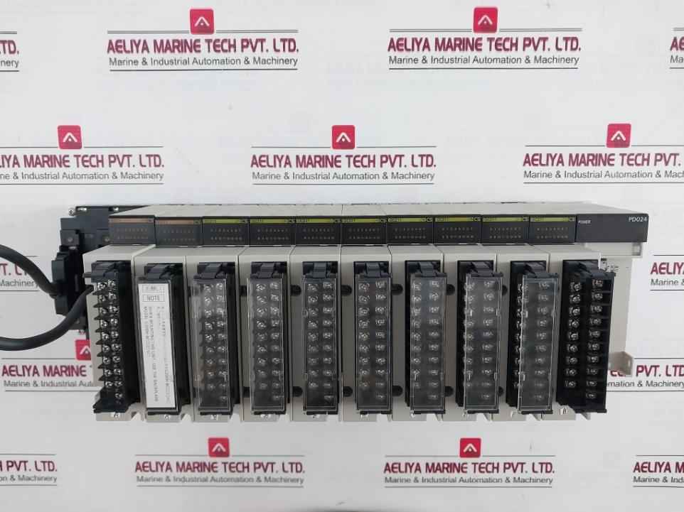 Omron C200Hw-pd024 Plc Power Supply Unit With I/O Module Cs1W-id211 24Vdc--- 50W