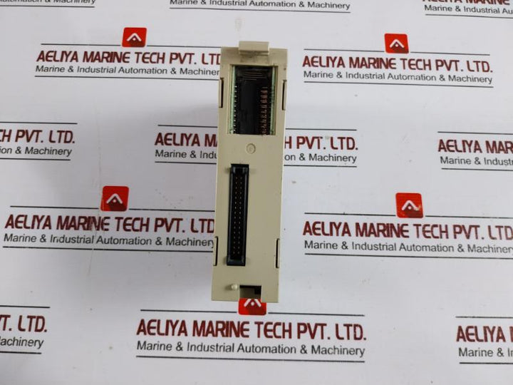 Omron C200Hw-pd024 Power Supply Unit C200H-id217, C200H-od219, C200H-od215