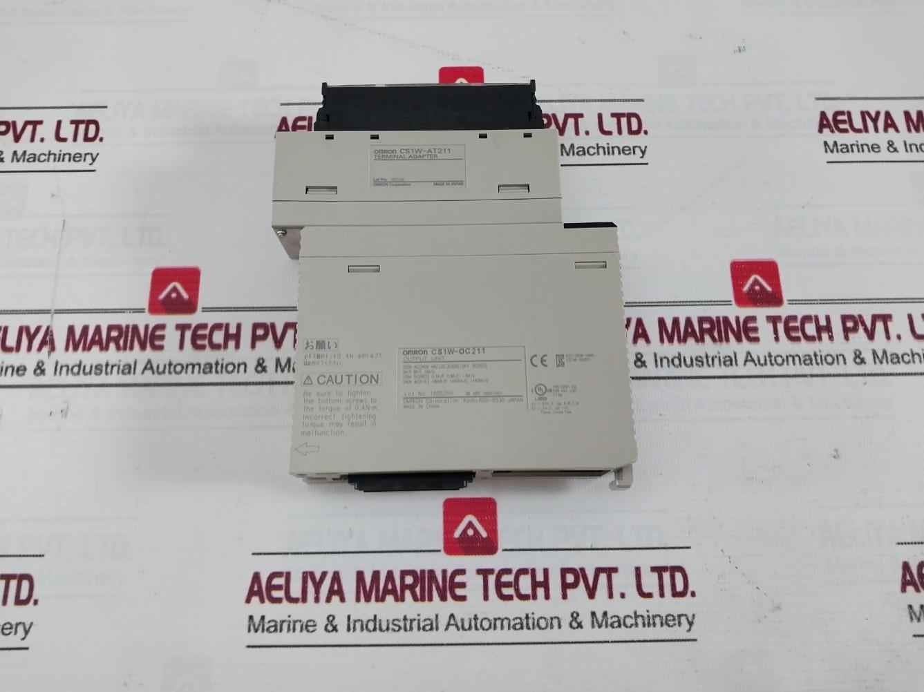 Omron C200Hw-pd024 Power Supply Unit W/ Output Module Cs1W-oc211 24Vdc 50W