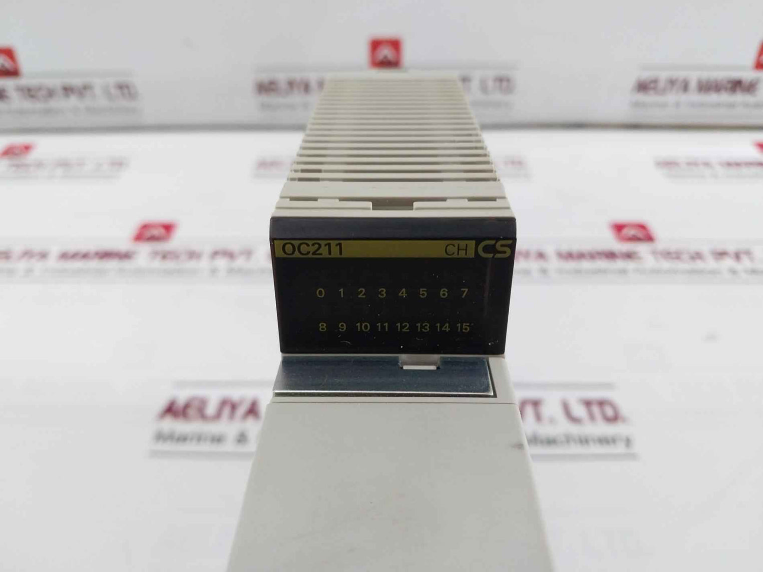 Omron C200Hw-pd024 Power Supply Unit W/ Output Module Cs1W-oc211 24Vdc 50W