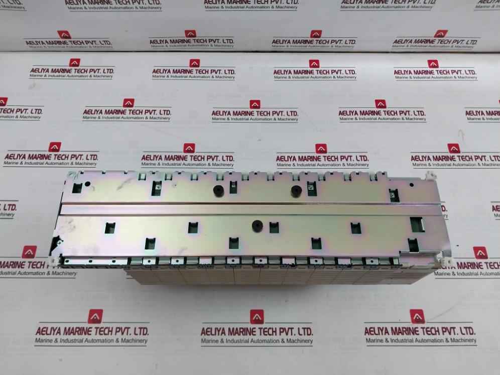 Omron C200Hw-pd024 Power Supply Unit W/ Output Module Cs1W-oc211 24Vdc 50W