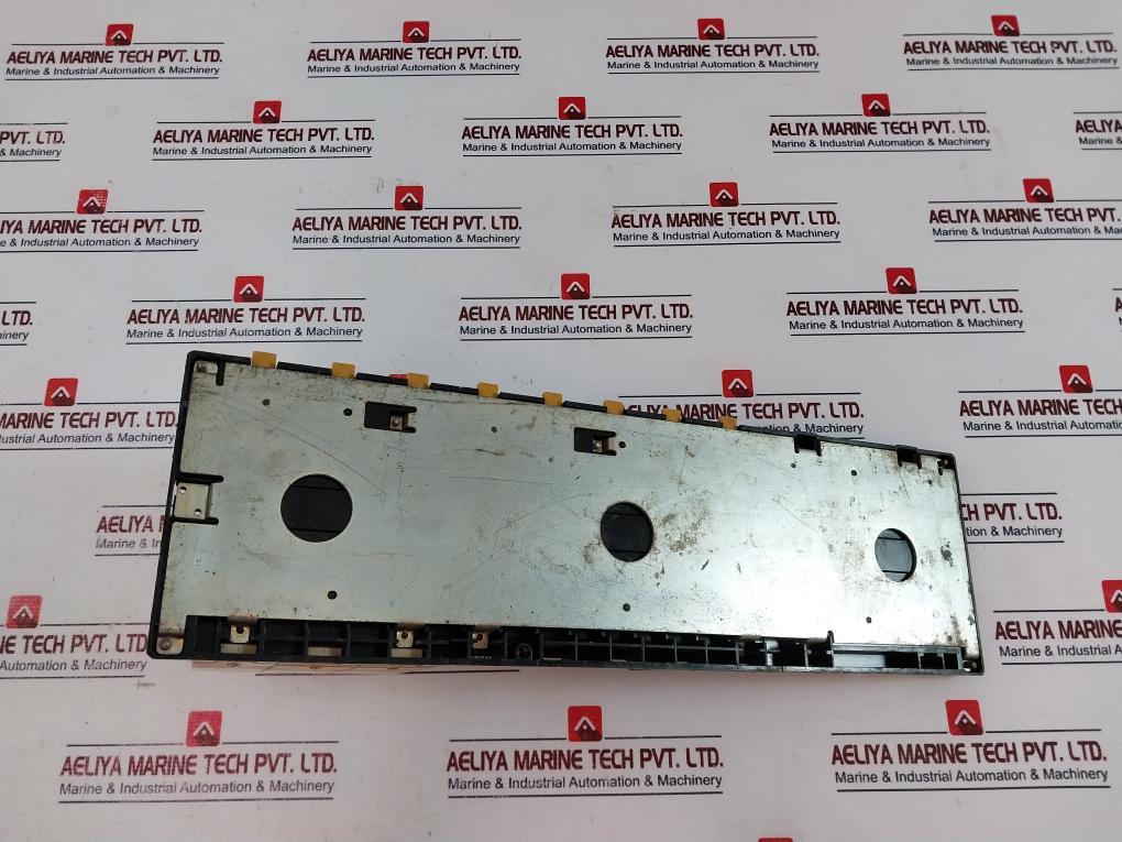 Omron C200H-BC081-V2 CPU Base Unit with Output Unit C200H-OC224