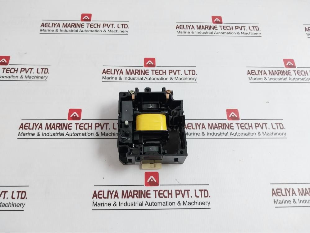 Omron C2T-4B Mounting Pitch Connector Coil S-k50/65 100-127V 50/60Hz