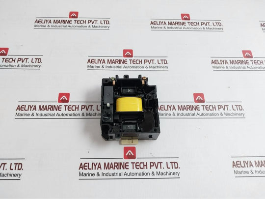 Omron C2T-4B Mounting Pitch Connector Coil S-k50/65 100-127V 50/60Hz