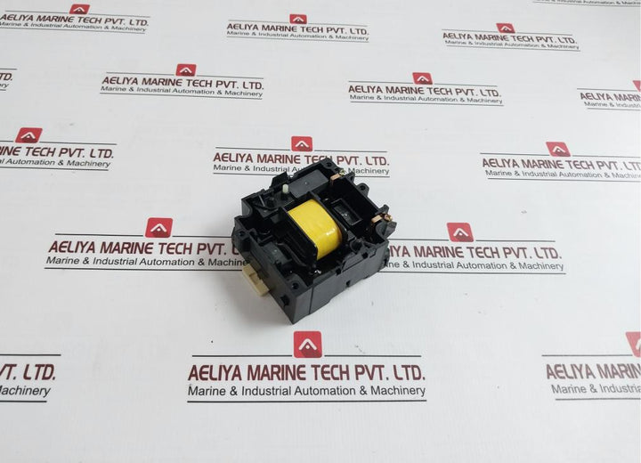 Omron C2T-4B Mounting Pitch Connector Coil S-k50/65 100-127V 50/60Hz