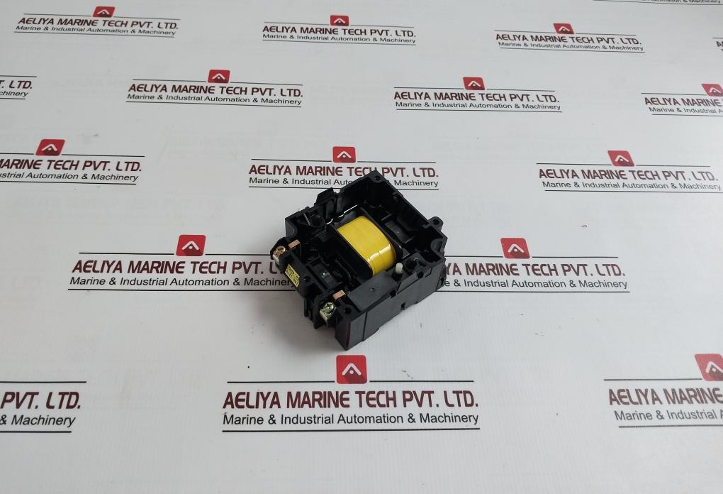 Omron C2T-4B Mounting Pitch Connector Coil S-k50/65 100-127V 50/60Hz