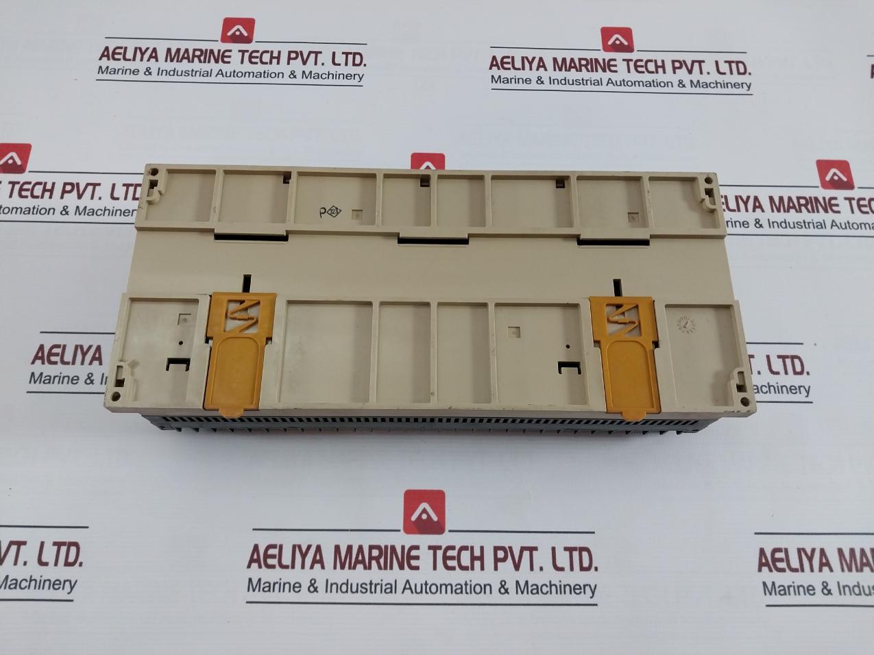 Omron C40H-c2Dr-d-v1 Sysmac C40H Programmable Controller 24Vdc 20W