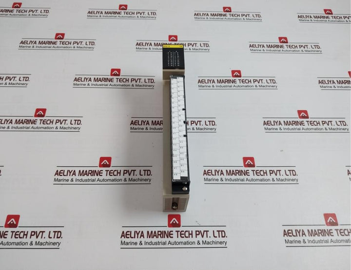 Omron C500-od412 Programmable Controller Output Unit 00101349B 24Vdc 4.16A/U 311