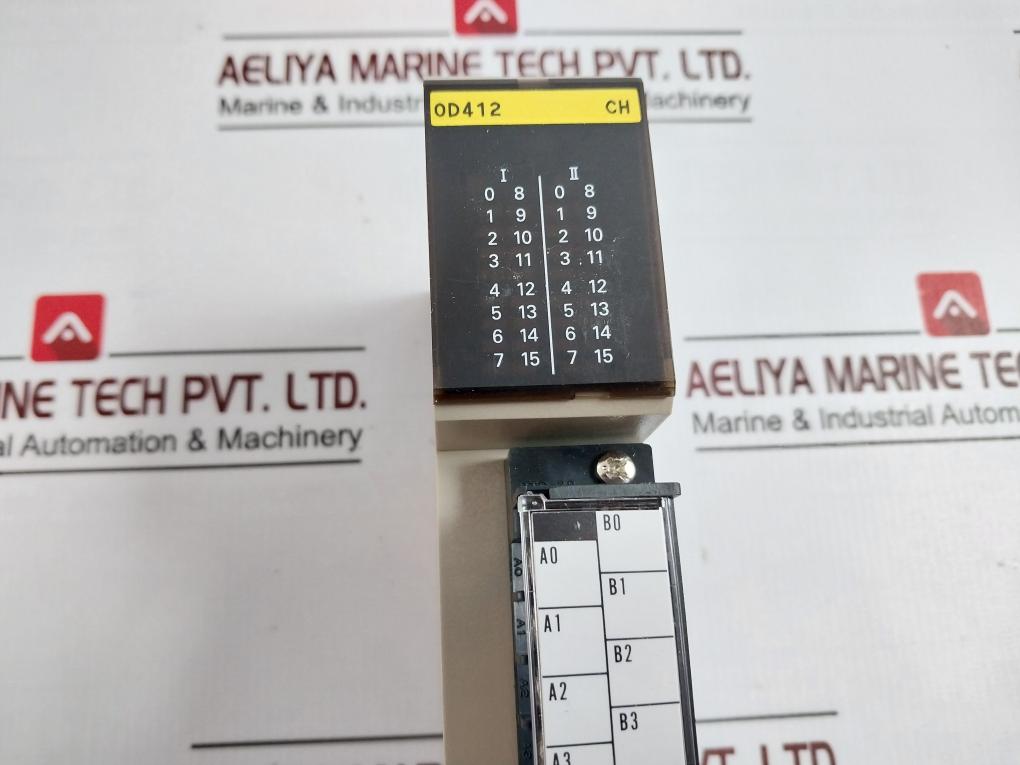 Omron C500-od412 Programmable Controller Output Unit 00101349B 24Vdc 4.16A/U 311