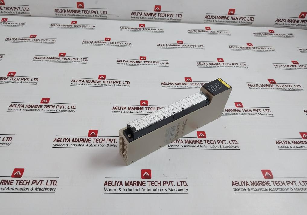 Omron C500-od412 Programmable Controller Output Unit 00101349B 24Vdc 4.16A/U 311