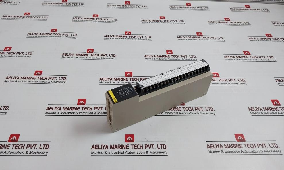 Omron C500-od412 Programmable Controller Output Unit 00101349B 24Vdc 4.16A/U 311
