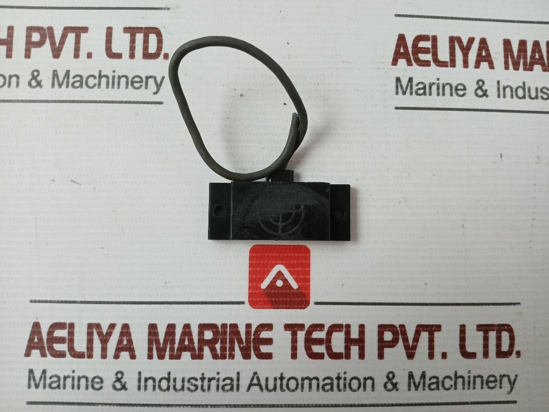 Omron Capacitive Proximity Sensor 12-24Vdc E2K-f10Mc1-24