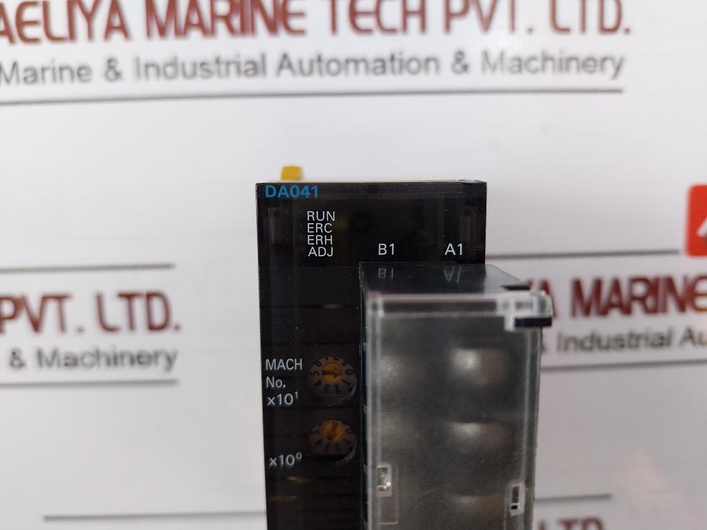 Omron Cj1W-da041 4-points Analog Output Unit Dc24V 0.2A