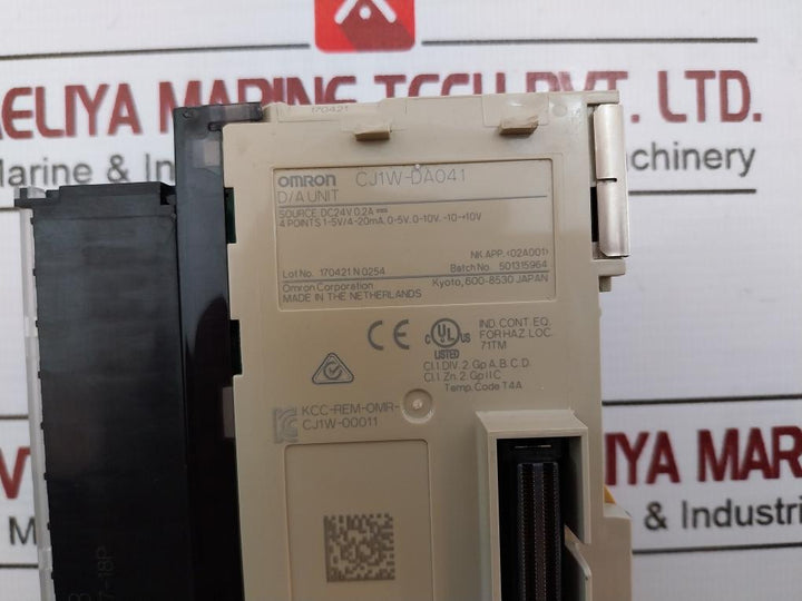 Omron Cj1W-da041 4-points Analog Output Unit Dc24V 0.2A