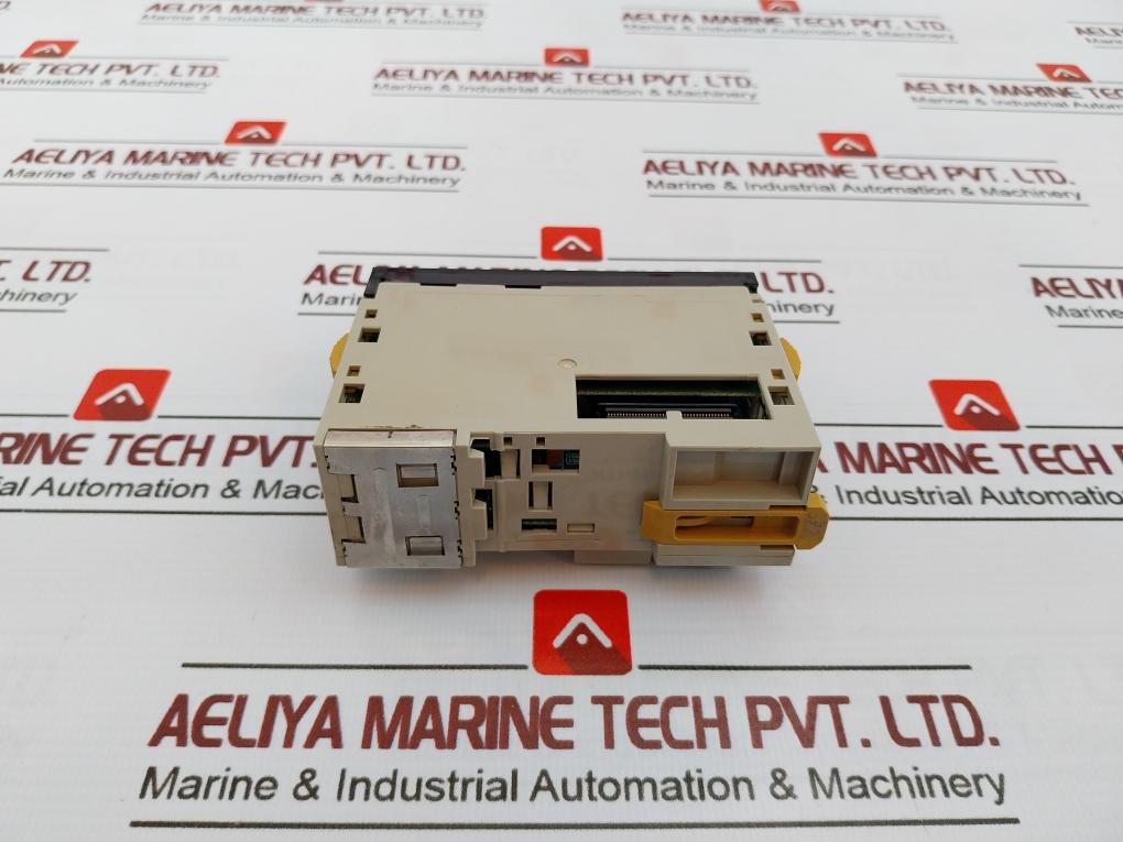 Omron Cj1W-da041 4-points Analog Output Unit Dc24V 0.2A