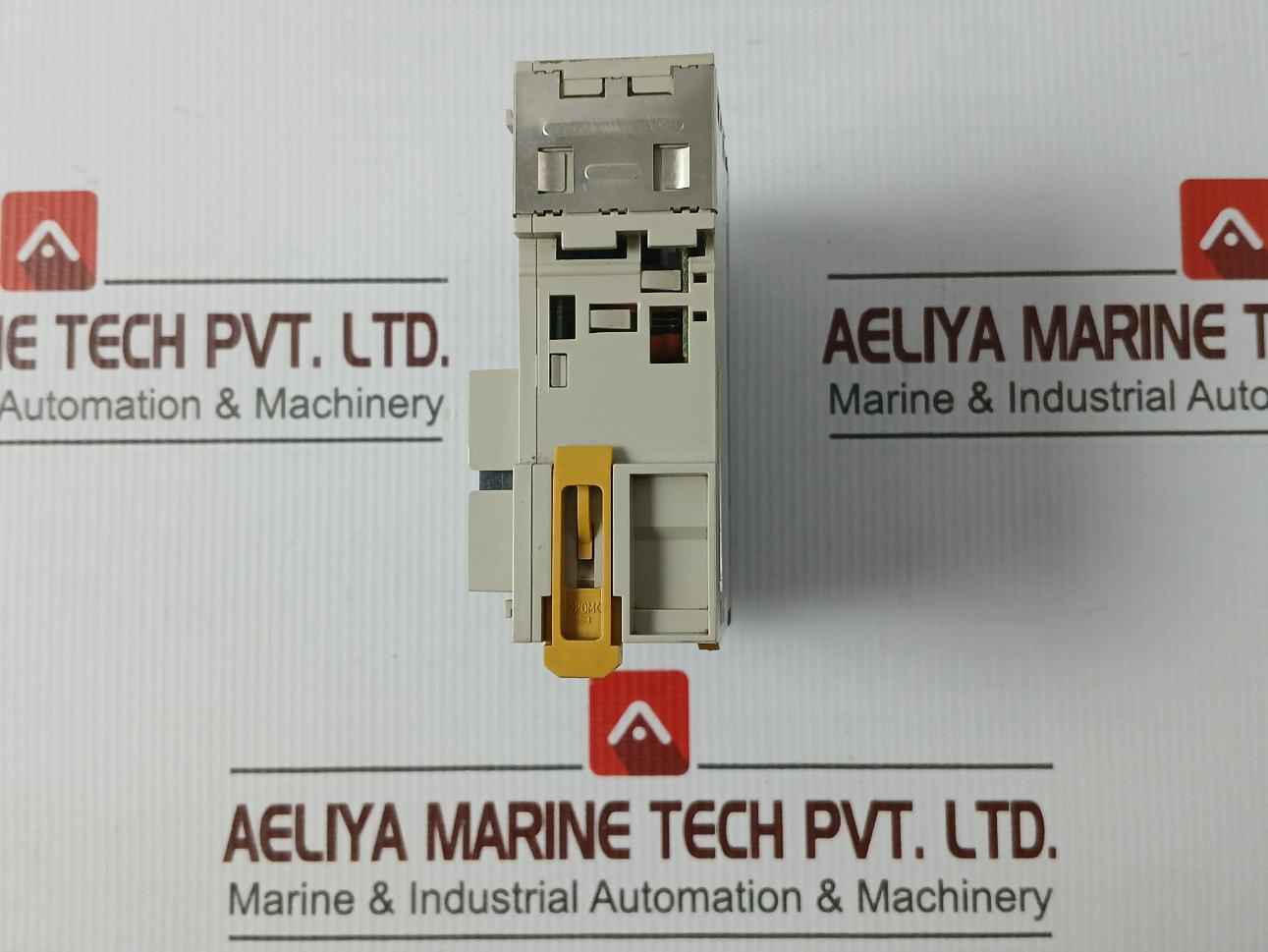 Omron Cj1W-da041 Analog Output Unit Dc24V 0.2A Kcc-rem-omr-cj1W-00011