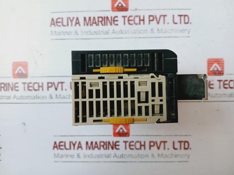 Omron Cj1W-da08C 8 Point Digital Analog Output Unit Dc24V 0.17A