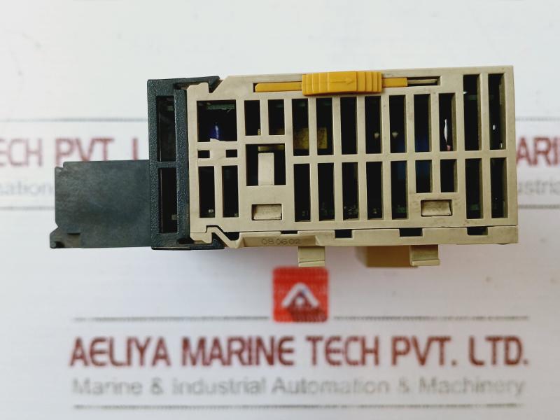 Omron Cj1W-da08C Digital Output Unit Dc24V 0.17A 8 Points 4-20Ma