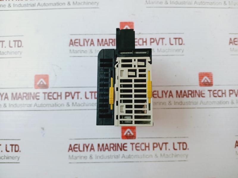 Omron Cj1W-id211 Digital Input Unit 24Vdc 7Ma Class 2