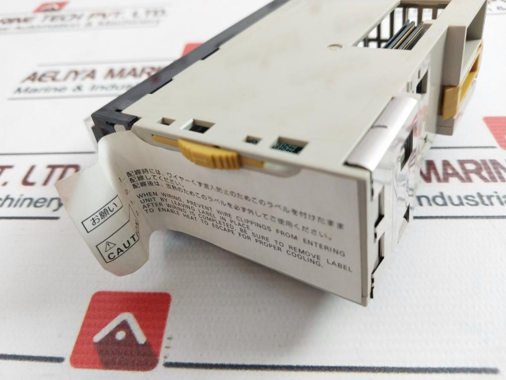 Omron Cj1W-id211 Plc Input Unit 24V Dc 7Ma