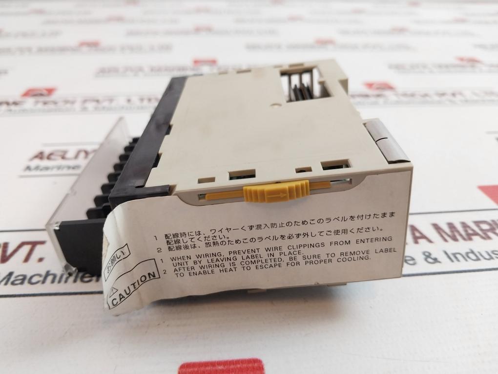Omron Cj1W-id211 Plc Input Unit 24V Dc 7Ma