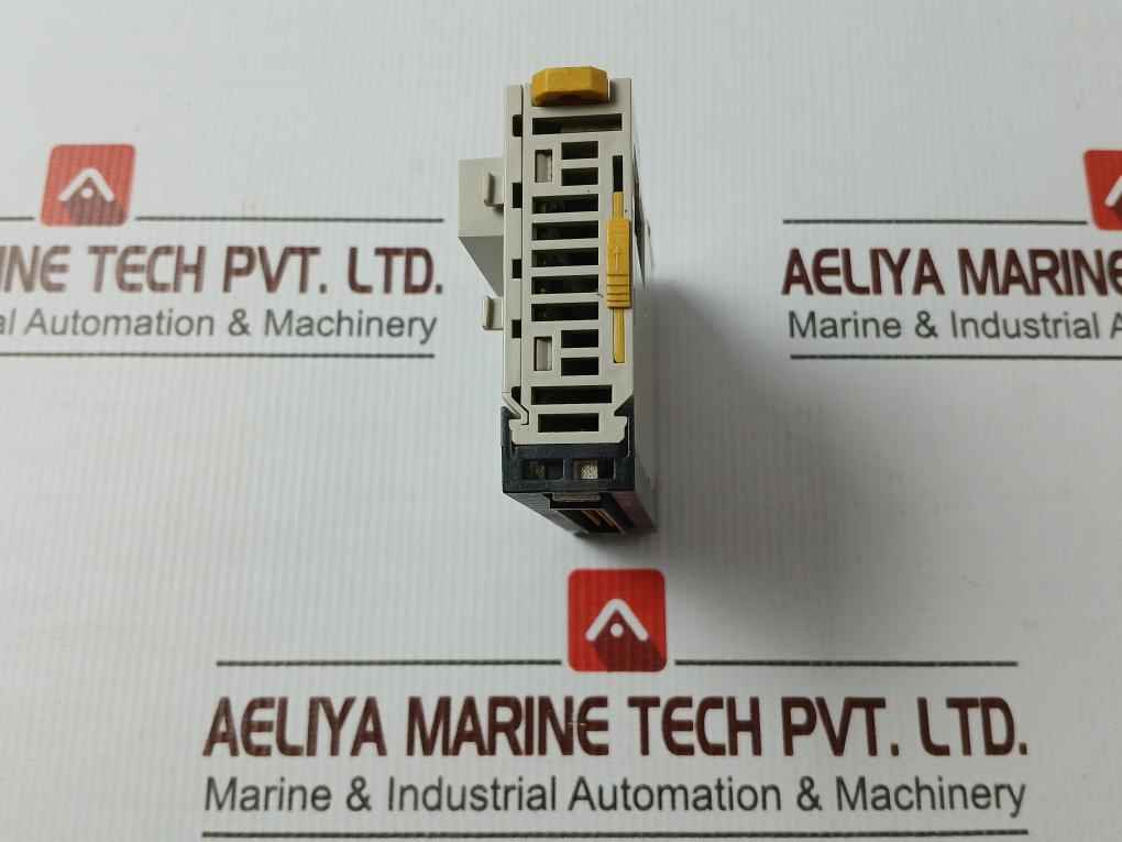 Omron Cj1W-id231 Digital Input Unit Class 2 140310 24V Dc