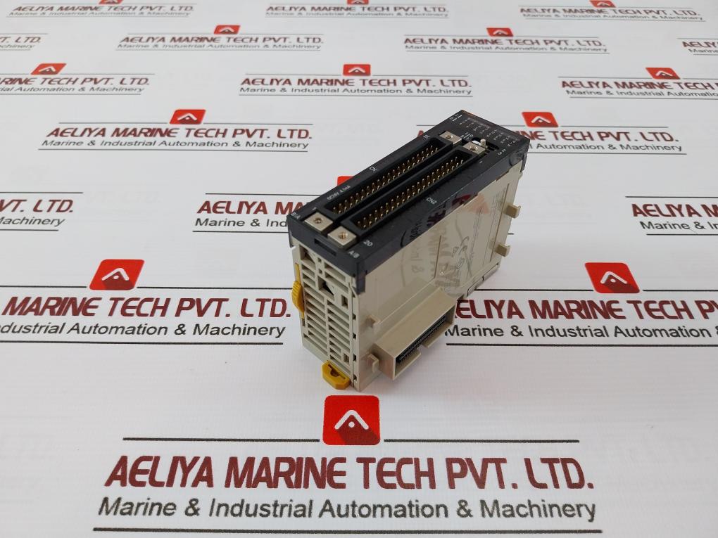 Omron Cj1W-id261 Digital Input Unit 24V Dc 4.1Ma Class 2