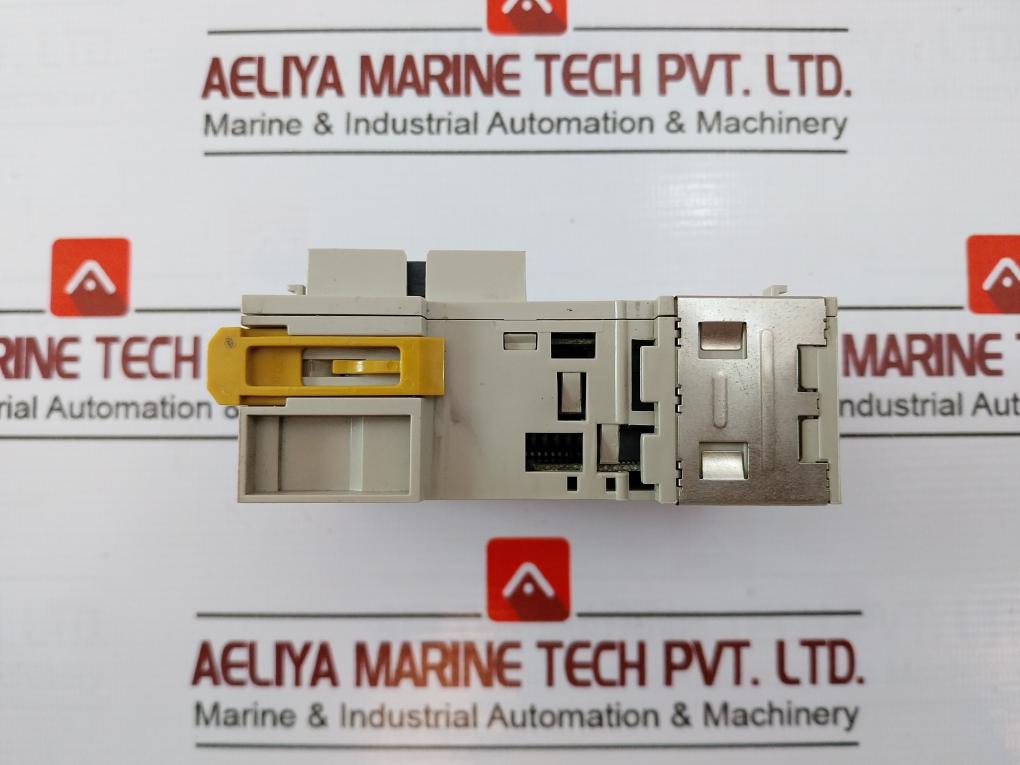 Omron Cj1W-id261 Digital Input Unit 24V Dc 4.1Ma Class 2