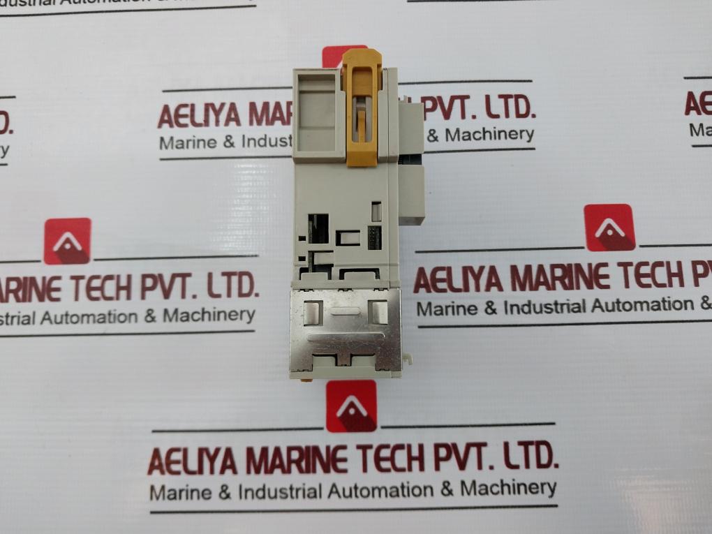 Omron Cj1W-id261 Plc Input Unit 24V Dc 4Ma E198998