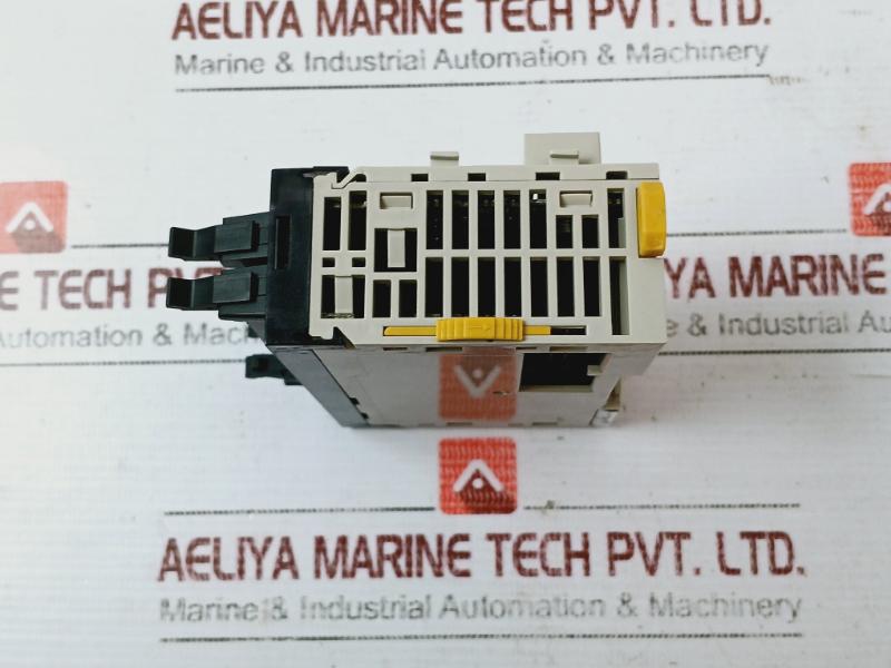 Omron Cj1W-id262 Digital Input Unit 24V Dc 4Ma Id262