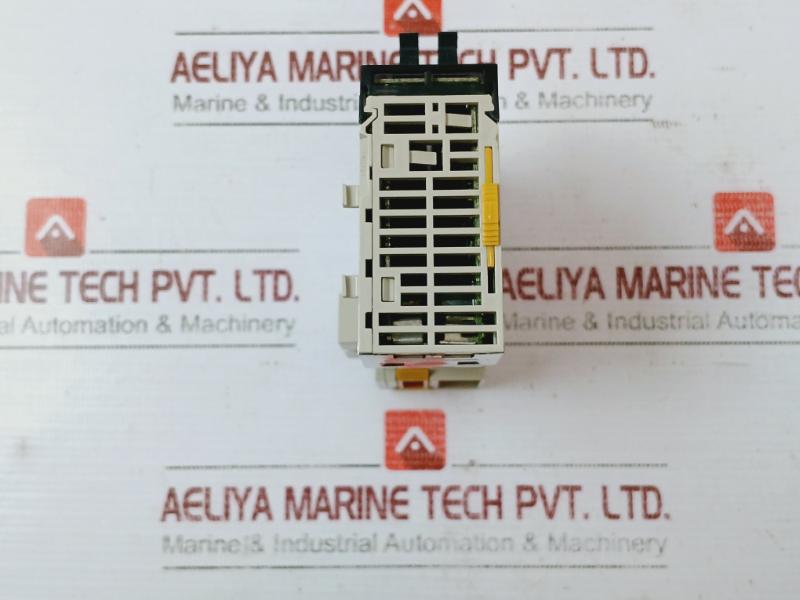 Omron Cj1W-id262 Digital Input Unit 24V Dc 4Ma Id262