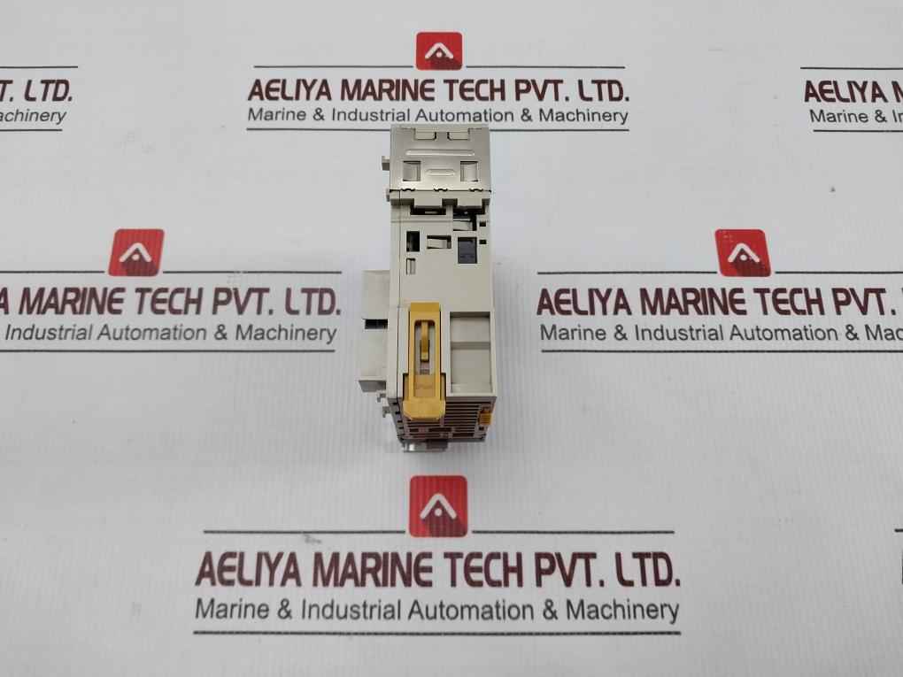 Omron Cj1w-idp01 Plc Input Module 24v Dc 7ma
