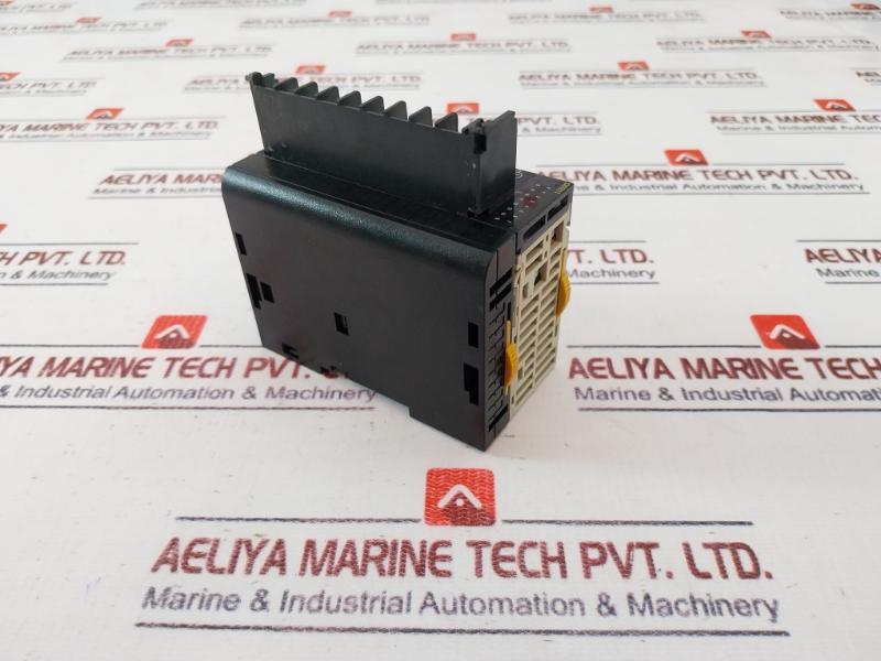 Omron Cj1W-od211 Output Unit Dc24V 0.5A 0D-507-18P/Od-507-18P