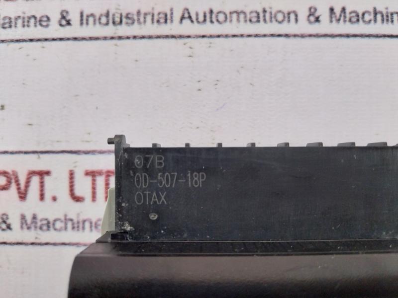 Omron Cj1W-od211 Output Unit Dc24V 0.5A 0D-507-18P/Od-507-18P