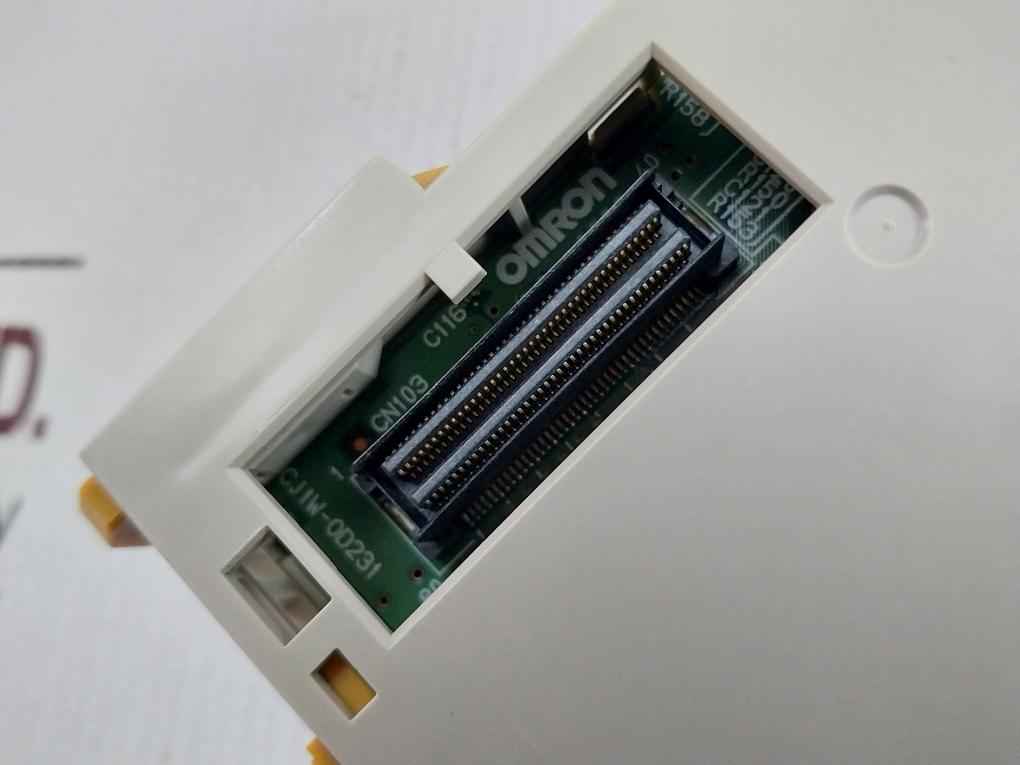 Omron Cj1W-od231 Digital Output Module 24V Dc 0.5A 2A 4A