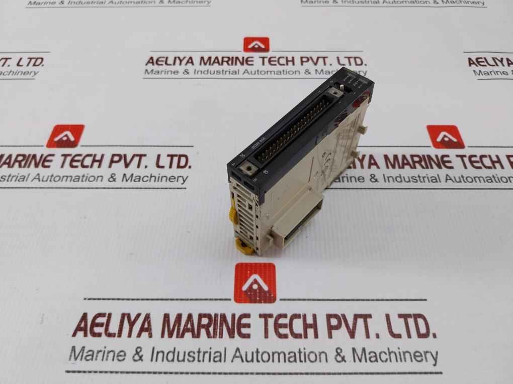 Omron Cj1W-od231 Output Unit 24V Dc 0.5A