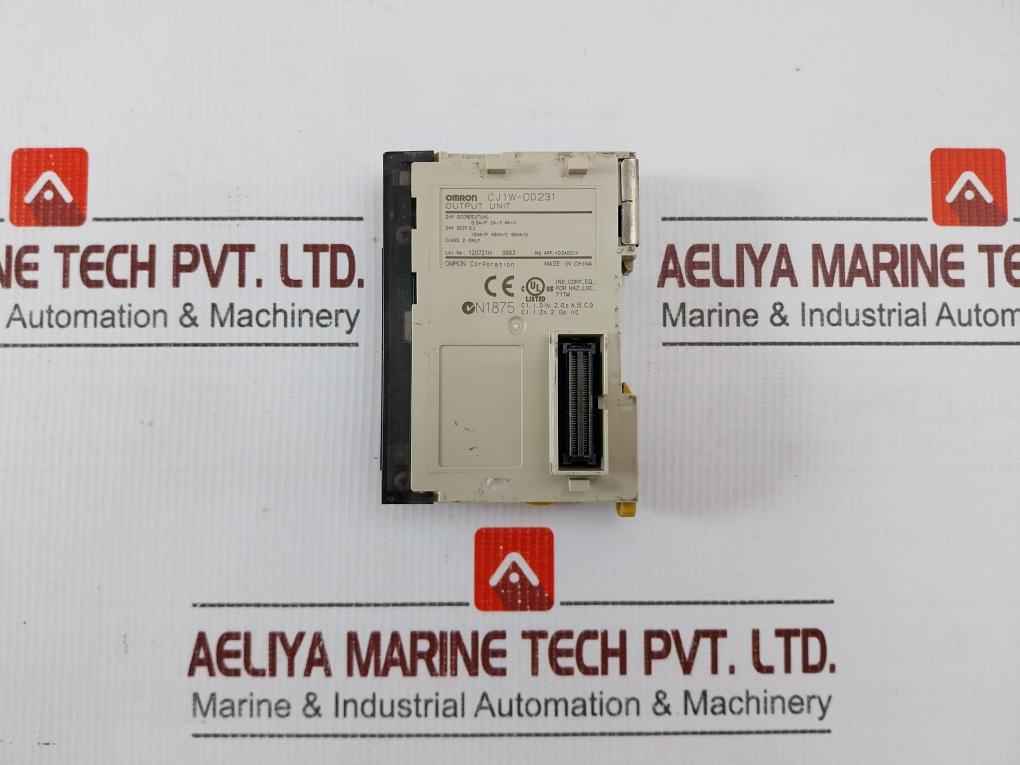 Omron Cj1W-od231 Output Unit 24V Dc 0.5A