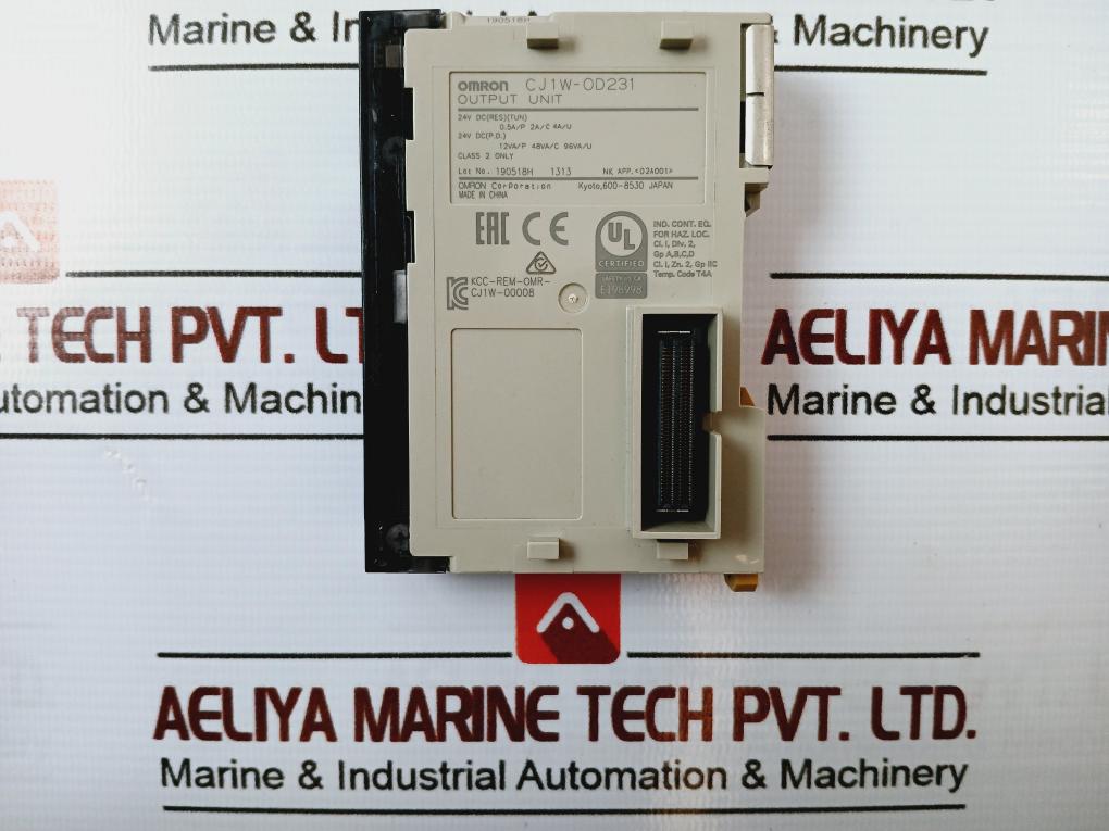 Omron Cj1W-od231 Transistor Output Module 24V Dc 0.5A