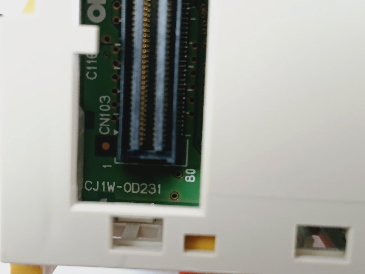 Omron Cj1W-od231 Transistor Output Module 24V Dc 0.5A