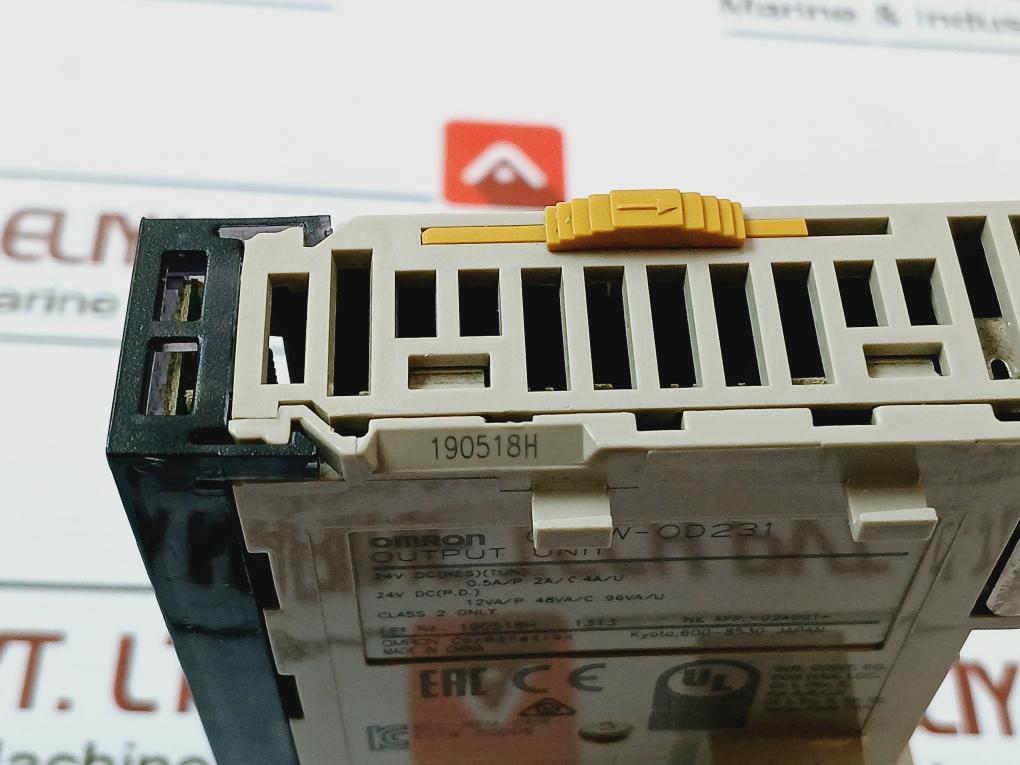 Omron Cj1W-od231 Transistor Output Module 24V Dc 0.5A