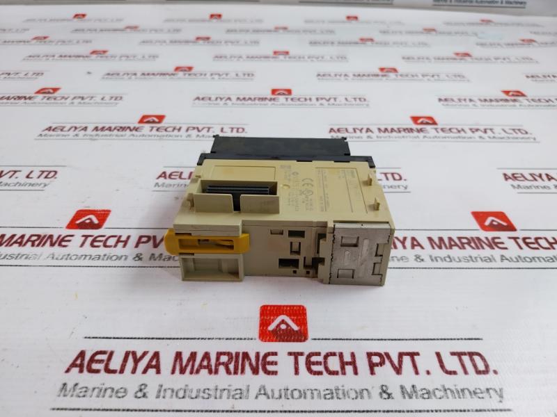 Omron Cj1W-pa202(Power Supply Unit), Cj2M-cpu11(Cpu Unit), Cj1W-id211(Input Unit), Cj1W-oc211(Output Unit) Module Rack