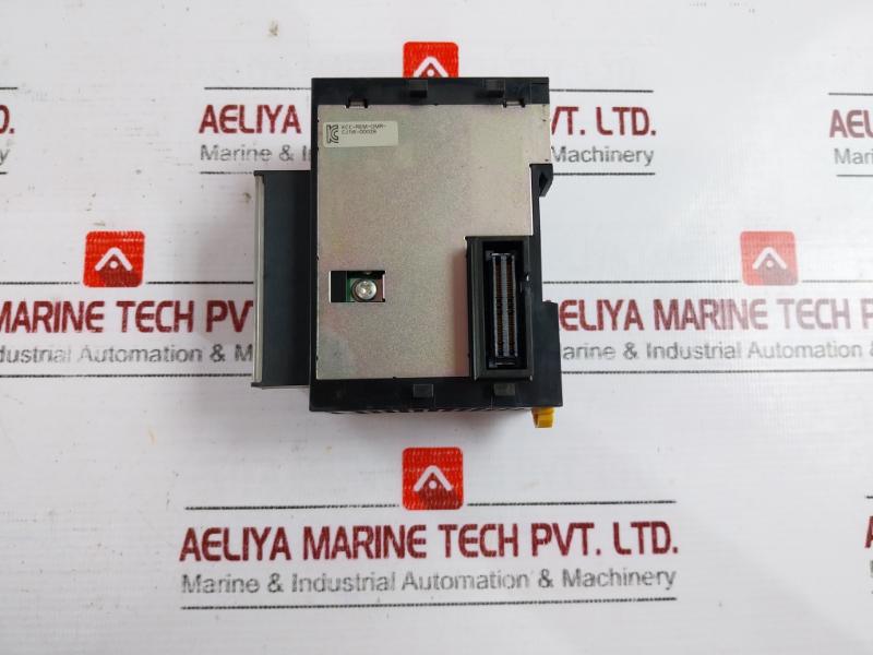 Omron Cj1W-pa202(Power Supply Unit), Cj2M-cpu11(Cpu Unit), Cj1W-id211(Input Unit), Cj1W-oc211(Output Unit) Module Rack