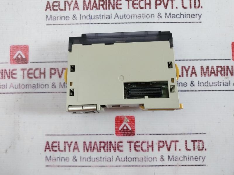 Omron Cj1W-pd025, Cj1M-cpu11, Cj1W-ic101, Cj1W-id211 Plc Module Rack
