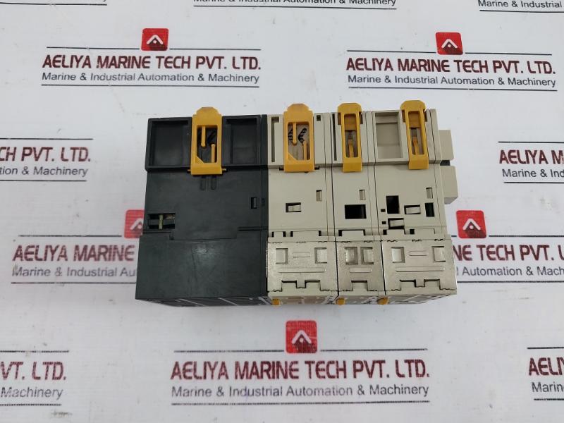 Omron Cj1W-pd025, Cj1M-cpu11, Cj1W-ic101, Cj1W-id211 Plc Module Rack