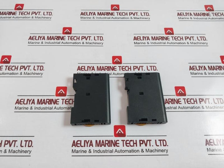 Omron Cj1W-ter01 Terminal Block For Plc End Plate, Cj1W-ii101(3)