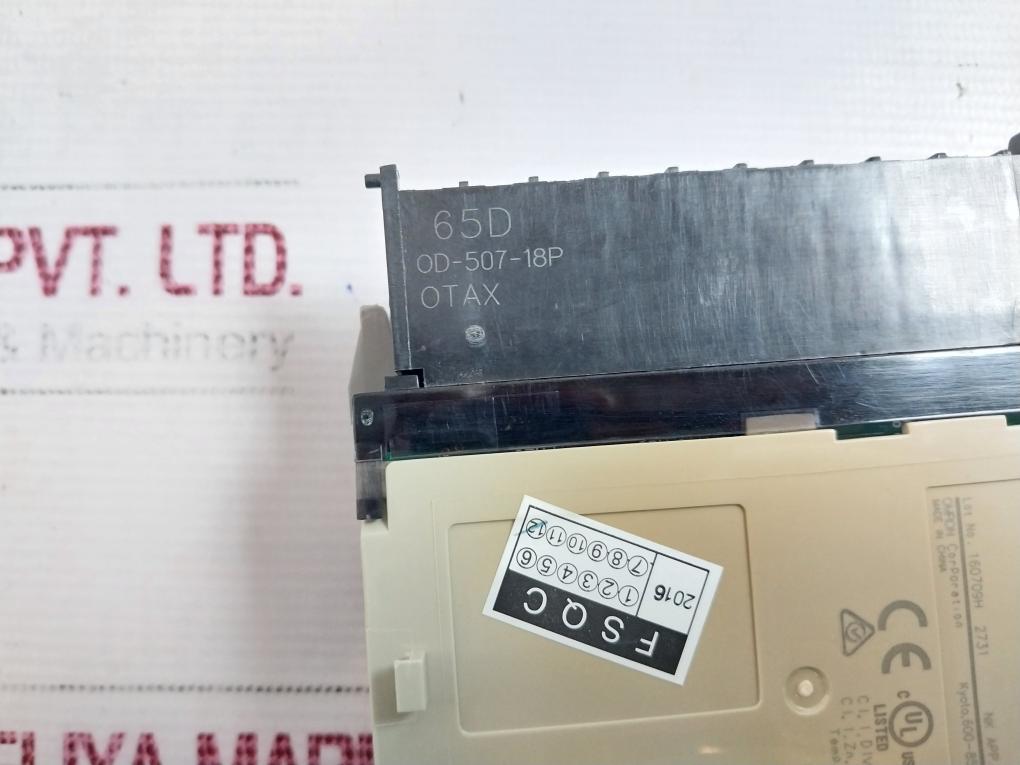 Omron Cj1w-id211 Cj-series Digital Input Unit 24v Dc 7ma Class I Div 2