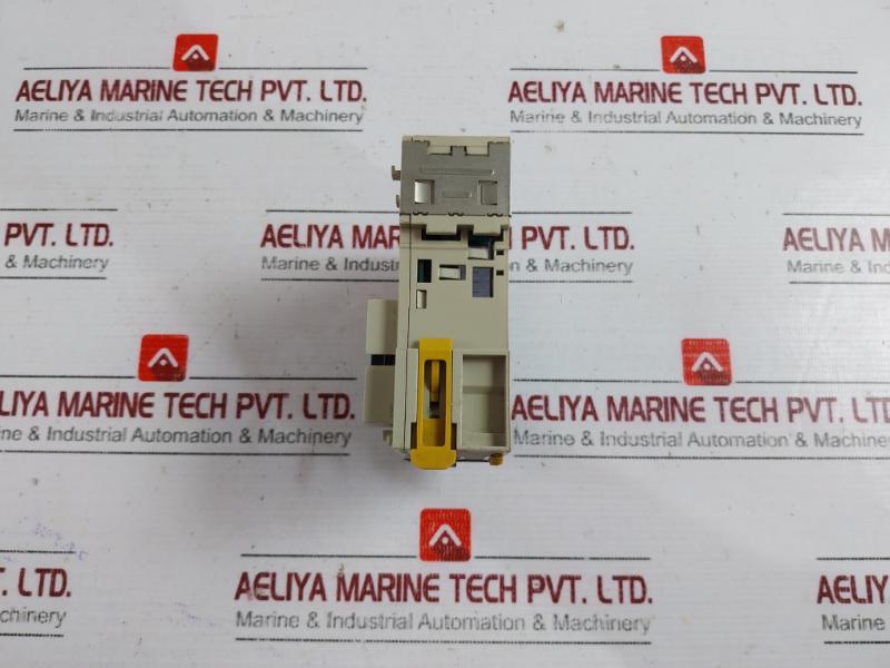 Omron Cj1w-id211 Input Module, 0d-507-18p/od-507-18p, 24vdc 7ma