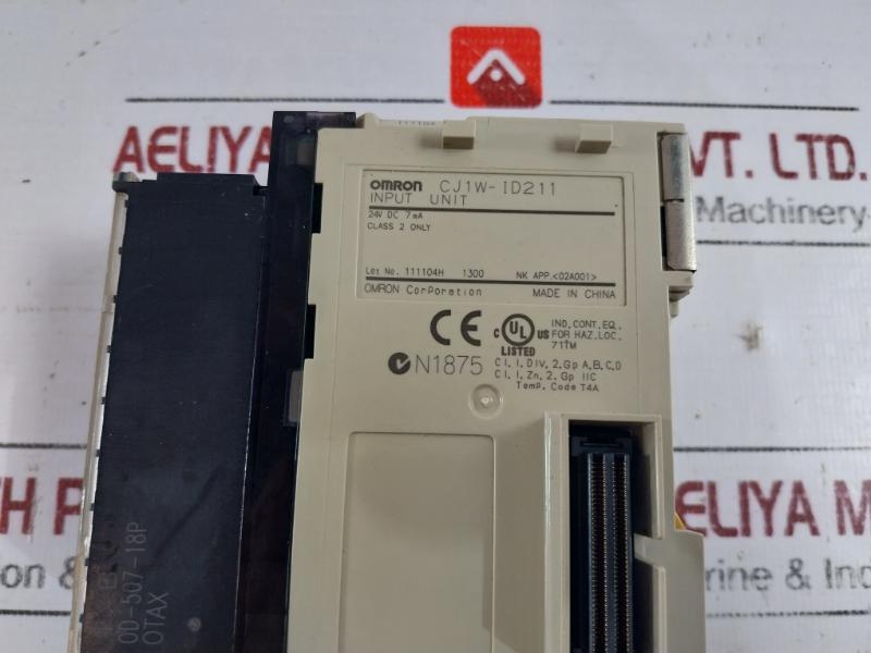 Omron Cj1w-id211 Input Module, 0d-507-18p/od-507-18p, 24vdc 7ma
