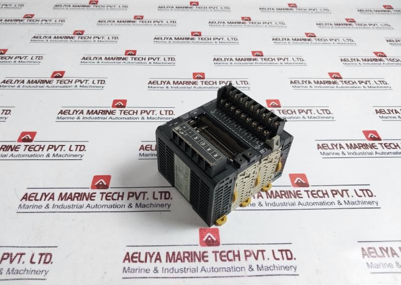 Omron Cj1W-pd022(Power Supply Unit), Cj1W-0C211(Output Unit), Cj1W-ii101(I/O Interface Unit) Plc Module Rack Dc24V 35W